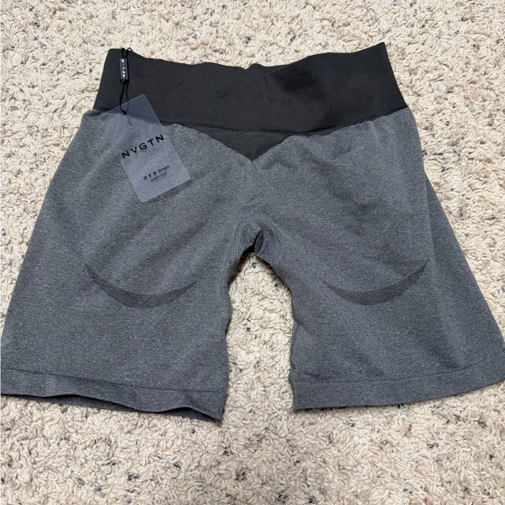 NVGTN Gray & Black Seamless High-Waist Bike Shorts